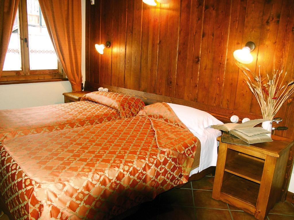 B&B Le Village Montjovet Rum bild